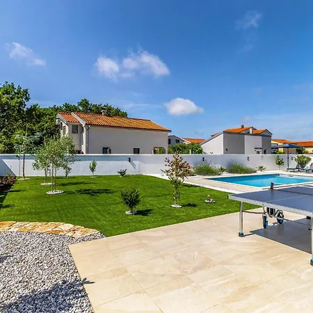 House Nerium Дом отдыха Kavran