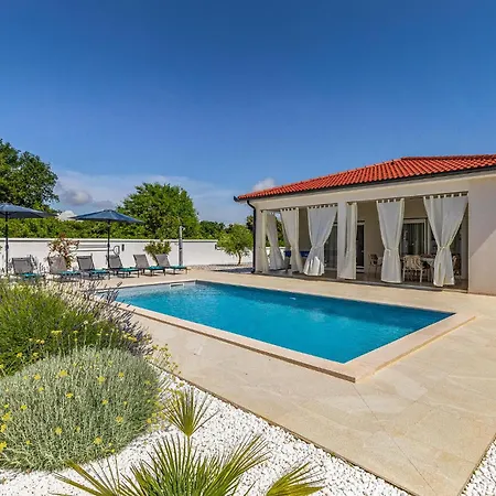 Vakantiehuis House Nerium Kavran