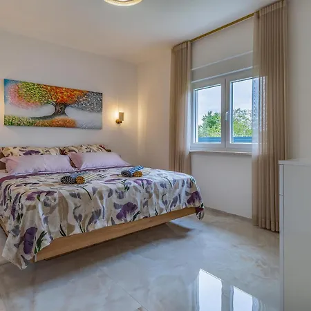 Awesome In With Kitchen